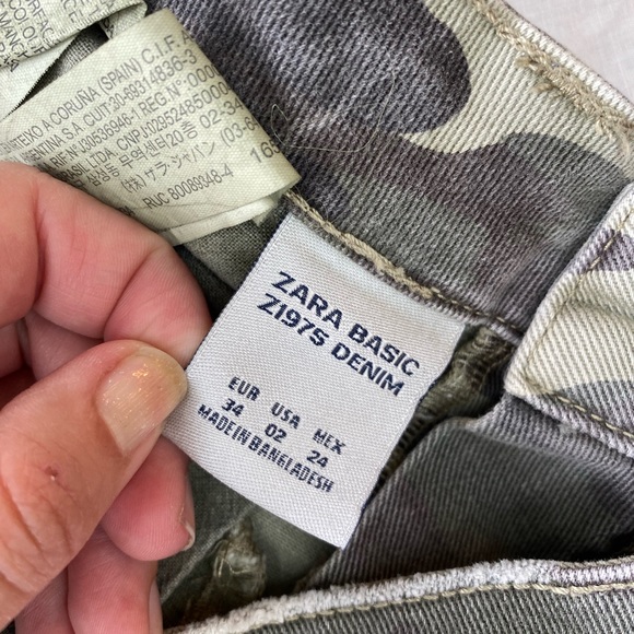 ZARA Camo Skinny Jeans Distressed Cropped Zipper Camouflage - Picture 10 of 10